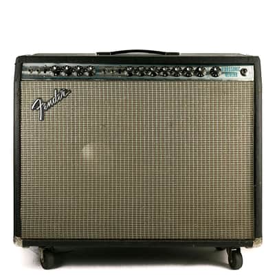 Fender Vibrosonic Reverb 2-Channel 135-Watt 1x15" Guitar Combo 1977 - 1980