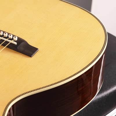 Martin 00-28 Acoustic Guitar Natural 2025 image 9