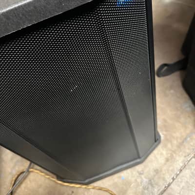 Bose F1 1000-Watt Subwoofer 2010s - Black image 2