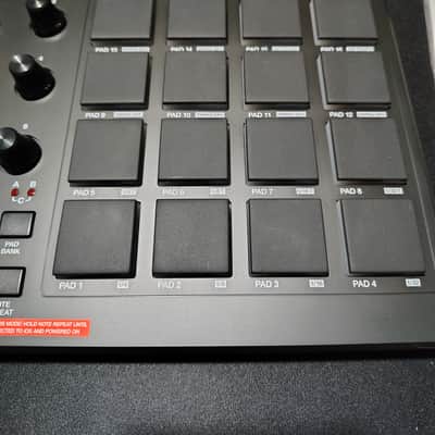AKAI Professional MPD218 USB MIDI Pad Controller – Excellent Condition – Tested – Fast Ship image 7