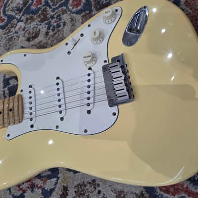 Used Fender Stratocaster (partscaster) buttercream w/case image 2