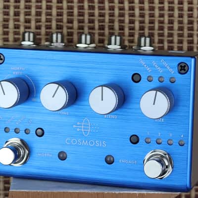 Pigtronix Cosmosis Stereo Morphing Reverb Effects Pedal Demo Mint image 1