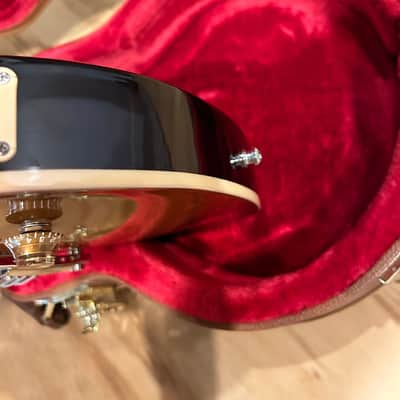 Gibson Slash Victoria Les Paul Standard 2021 - Goldtop image 11