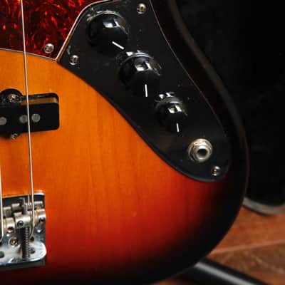 Fender American Standard Jazz Bass 3-Colour Sunburst 2008 Pre-Owned image 7