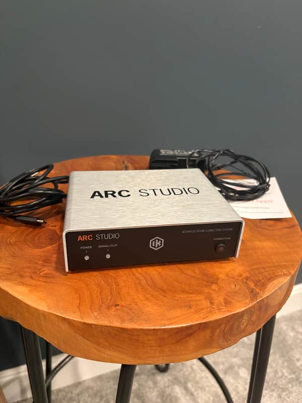 IK Multimedia ARC Studio Room Correction System 2024 - Present - Black