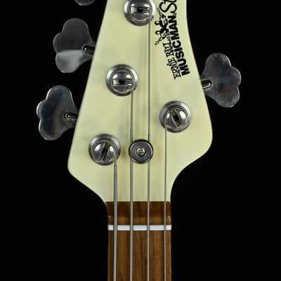 Musicman StingRay 4 White Matching Head Pink Pickguard [SN E35579