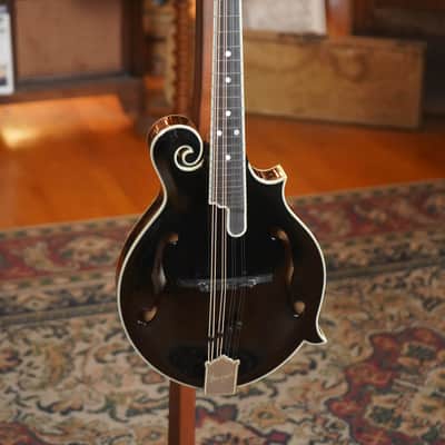 Bourgeois M5-F-BT Aged-Tone Finish Black Top F-Style Mandolin #6112 image 3