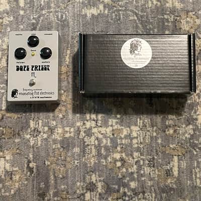 D*A*M EFE Dope Priest Triangle Big Muff( circuit type 6618) 2019 Dove Grey/Gloss Black image 3