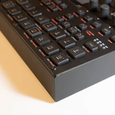 Elektron Syntakt 12 Track Drum Computer & Synthesizer 2022- Present - Black image 6