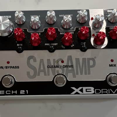 Tech 21 SansAmp XB Driver Bass Preamp 2020's - silver, Near Mint condition image 1