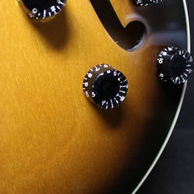 Gibson ES-135 2002 - VINTAGE SUNBURST image 8