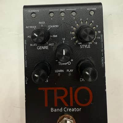 Digitech Trio V1 Band Creator Drums/Bass Sampler Guitar Effect Pedal image 2