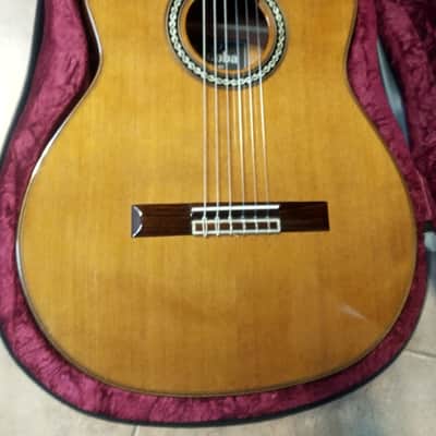 Cordoba C-9 Crossover Cedar top (98) W/matching Case & Free shipping image 2