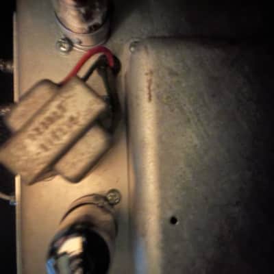 Fender Vibrolux Reverb amplifier, 1972, 70's Silverface amp image 11