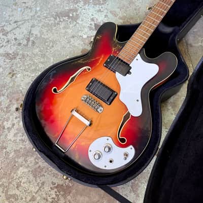 Mosrite Celebrity 3 c 1967 - Sunburst original vintage USA Mosley image 5