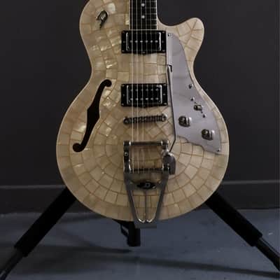 Duesenberg Starplayer TV Pearl Series Semi-Hollow Electric Guitar 2010s - Ice Pearl image 2