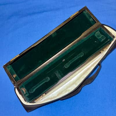 Pearl PF-665E-1R Flute w/ Case & Accessories image 10