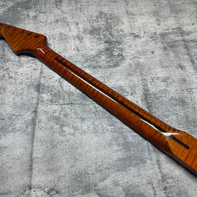 BMC Guitar Neck Strat® Stratocaster® 22 Fret Roasted Tiger Flame Maple With Rosewood Fingerboard 9.5 Radius.   (SN108) image 4