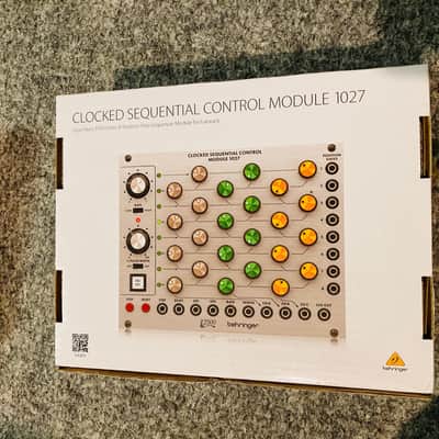 Behringer CLOCKED SEQUENTIAL CONTROL MODULE 1027 2021 - Silver image 1