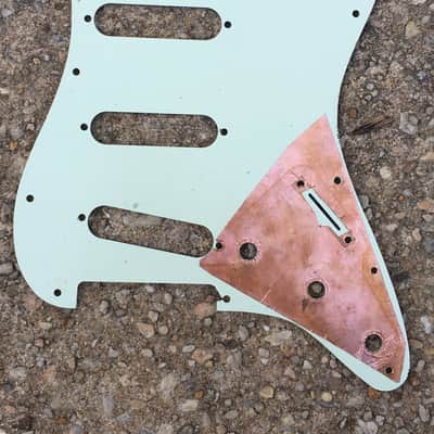 Lefty Vintage Fender 1962 Reissue Mint Green Strat Guitar Pickguard 3-ply Aged Relic image 16
