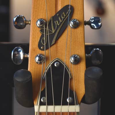 Aria 1402T Violin Guitar image 3