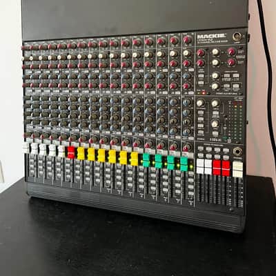 Mackie 1604 VLZ Pro Analog Mixer image 1