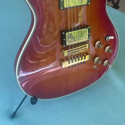 Fender Robben Ford MIJ SP SN#M004124 - Amber Burst image 3