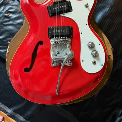 Red Mosrite Combo serial # 10 image 3