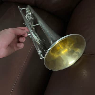 Conn Victor (model 4A) Bb and A cornet (1923) SN 199151 (Silver plated) (very rare) (opera glass - micro tuner)(professional) image 14