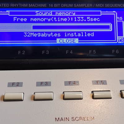 Akai MPC2000XL – 32 MB RAM – CF Drive Excellent Condition – Classic MPC Groove image 15