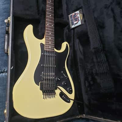 Kramer American Pacer Super Strat 1987 Aged White image 1