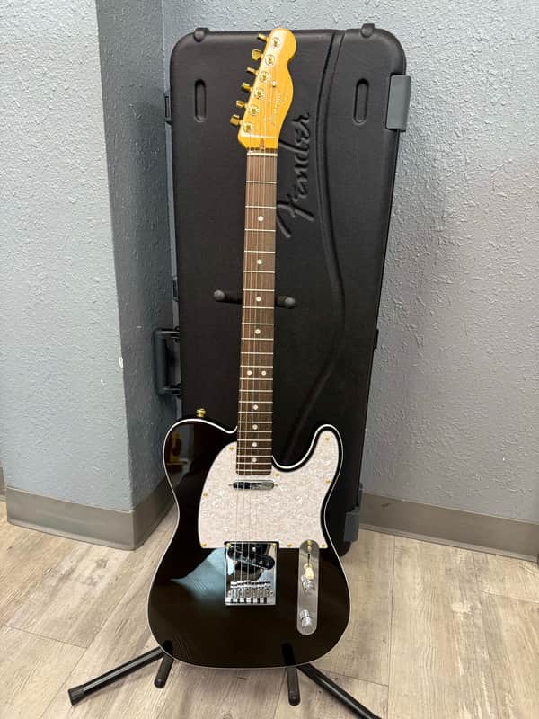 Fender Ultra Telecaster 2022 - Texas Tea image 1