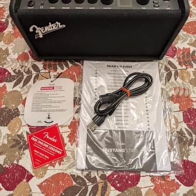Fender Mustang LT40S 40-Watt 2x4" Stereo Desktop Modeling Guitar Combo 2022 - Present - Black