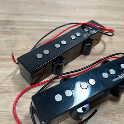 Wilkinson AlNiCo 5 Jazz Bass Pickup Pair - Black image 2