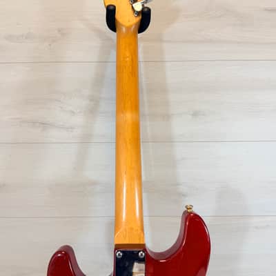 Crestwood Strat-Style Electric Guitar – Red Finish image 10