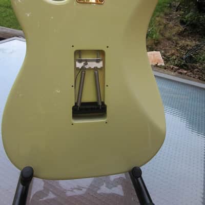 G&L Comanche Vintage White with Custom Brass/Gold Hardware USA, 2002 image 13