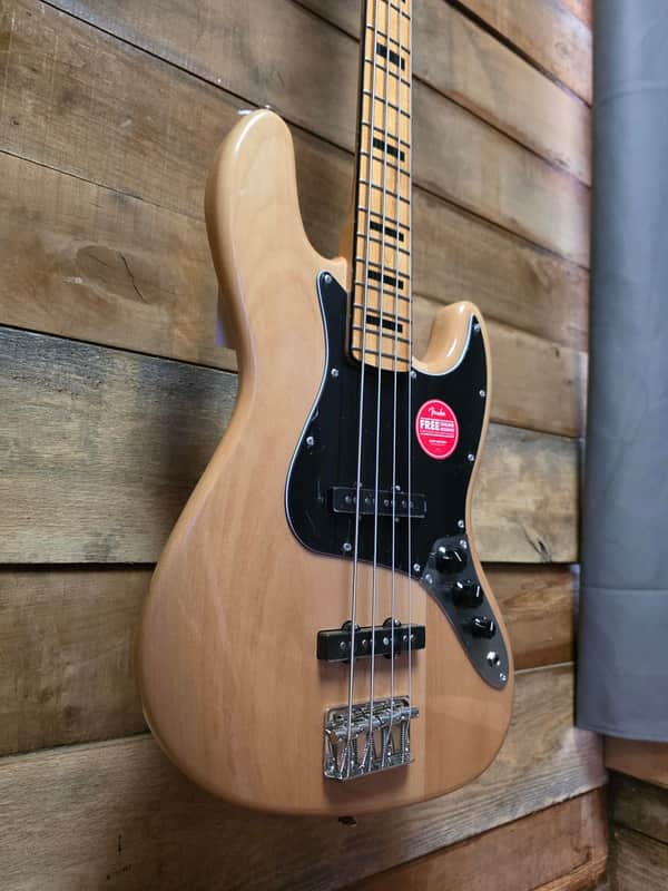 Squier Classic Vibe 70's Jazz Bass Maple Neck - Natural image 1