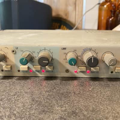 AMEK System 9098 EQ Mic Preamp with Equalizer 1990s - Gray image 3