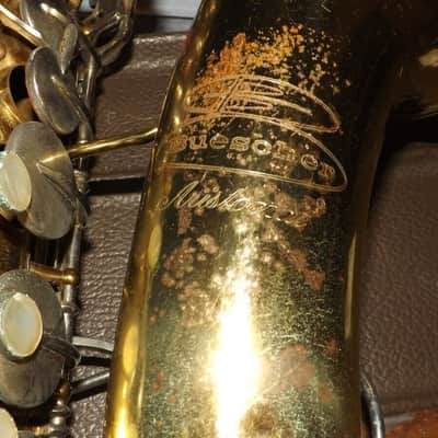 Buescher Alto Saxophone USA w/ case/neck/MP/strap, acceptable condition image 2