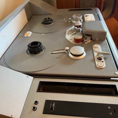 Telefunken  M10 tube tape recorder image 20
