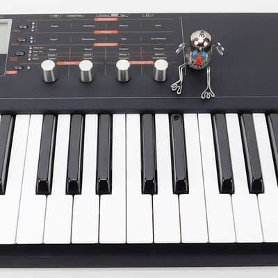 Waldorf Blofeld Synthesizer Keyboard Black + Neuwertig + OVP + 2 J Garantie image 5
