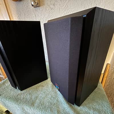 Bower & Wilkens B&W 200 Series- V201-2 Way Bookshelf Speakers 1989 - Back Ash image 3