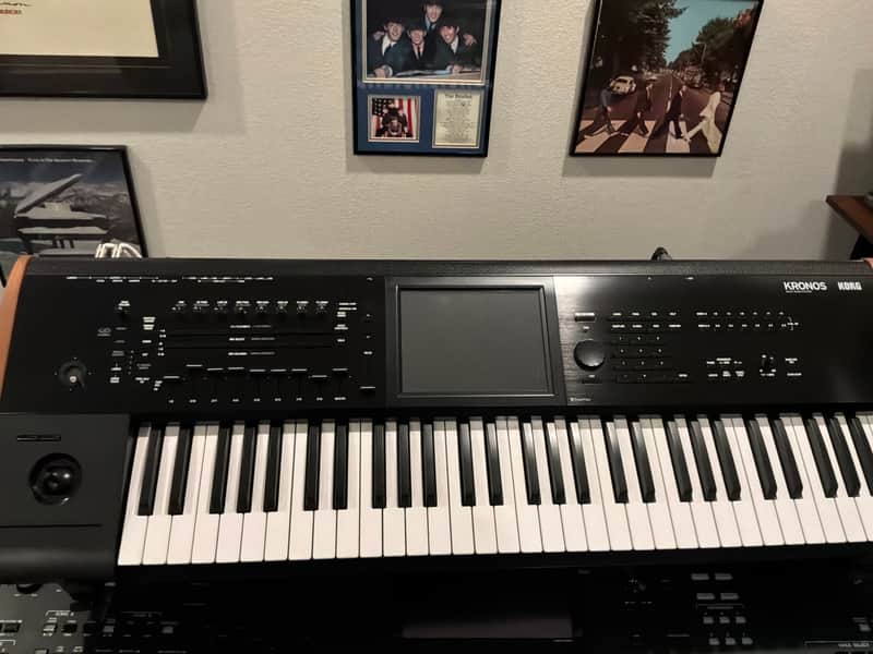 Korg KRONOS 2 61-Key - Flawless! image 1