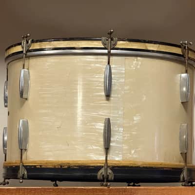 1940's Gretsch 24" BroadKaster White Marine Pearl 14x24 Bass Drum 3-ply image 10