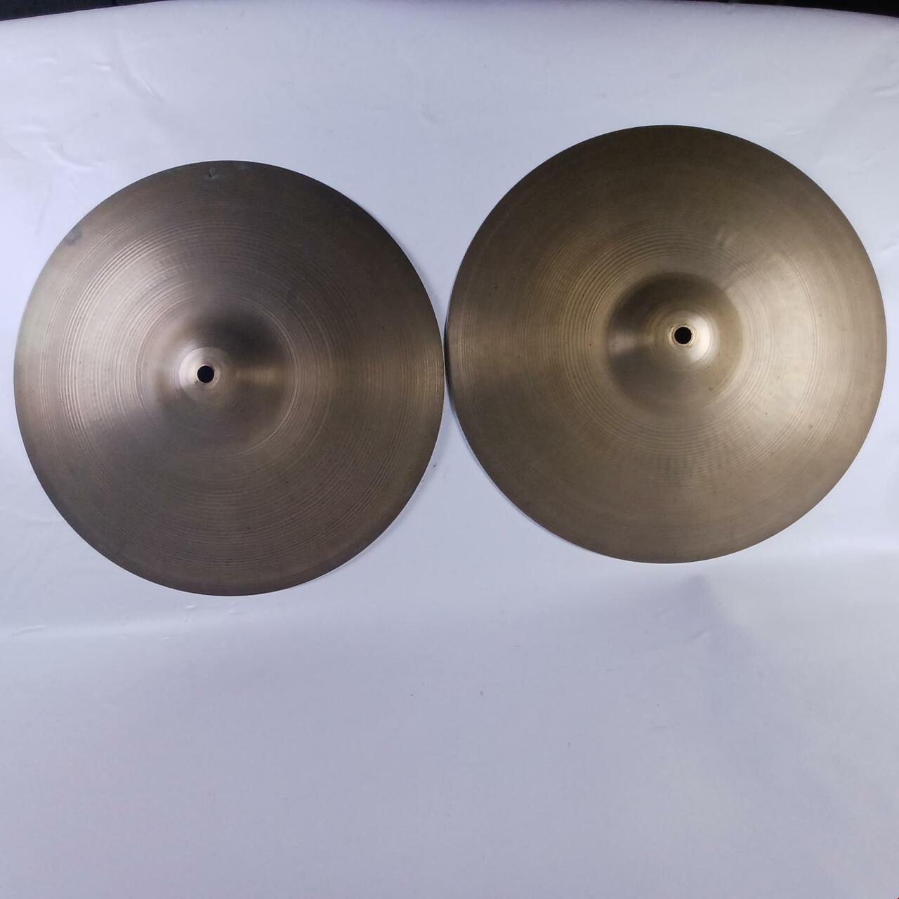 Zildjian 14" Hi-Hats 1084/1200g Medium Cymbals B20 Avedis A USA Vintage 60s Set — main photograph