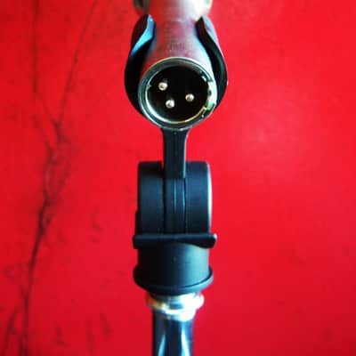 Vintage 1970's AKG D190E dynamic cardioid microphone w mic clip & pouch Low Z 200 OHMS D1000E # 3 image 8