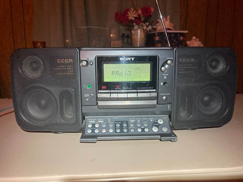 SONY CCCR ZS-6 BOOMBOX (90s) - BLACK image 1
