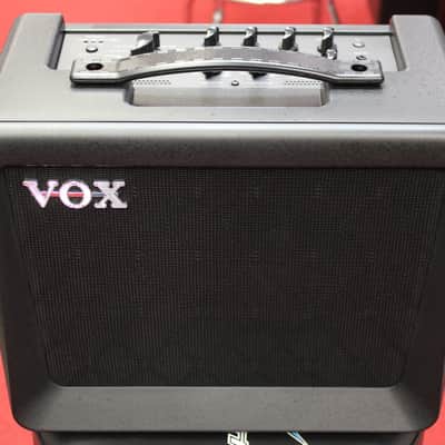 Vox VX15 GT 15W 1x6.5 Guitar Combo Amp image 1