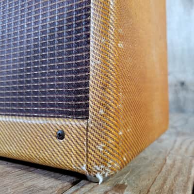 Fender Princeton 5F2-A Tweed 1960 All Original Except the Handle - Tweed image 8