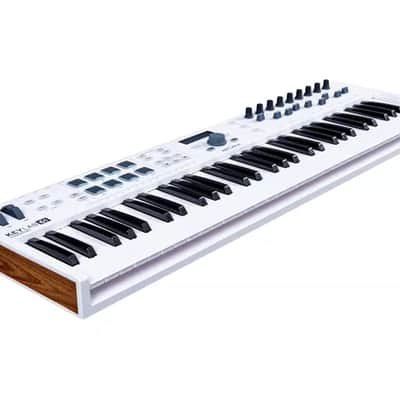 Arturia KeyLab Essential 61 MIDI Controller White image 2